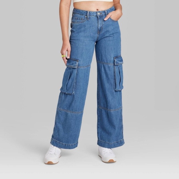 Wild Fable mid rise baggy cargo jean size 00 - Picture 1 of 4